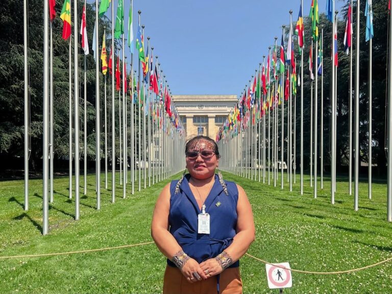 Indígena acreana representa o Brasil em evento na Suíça