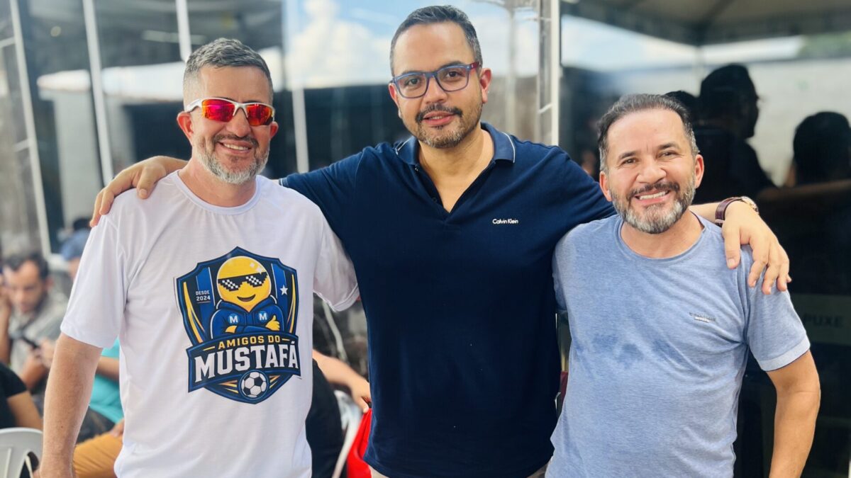 Leôncio Castro recebe apoio de Mustafá e Raimundo Castro em evento na Sobral