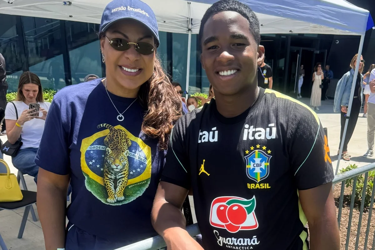 Mãe de Endrick se declara ao jogador após eliminação da Copa do Mundo Mãe de Endrick se declara ao jogador após eliminação da Copa do Mundo