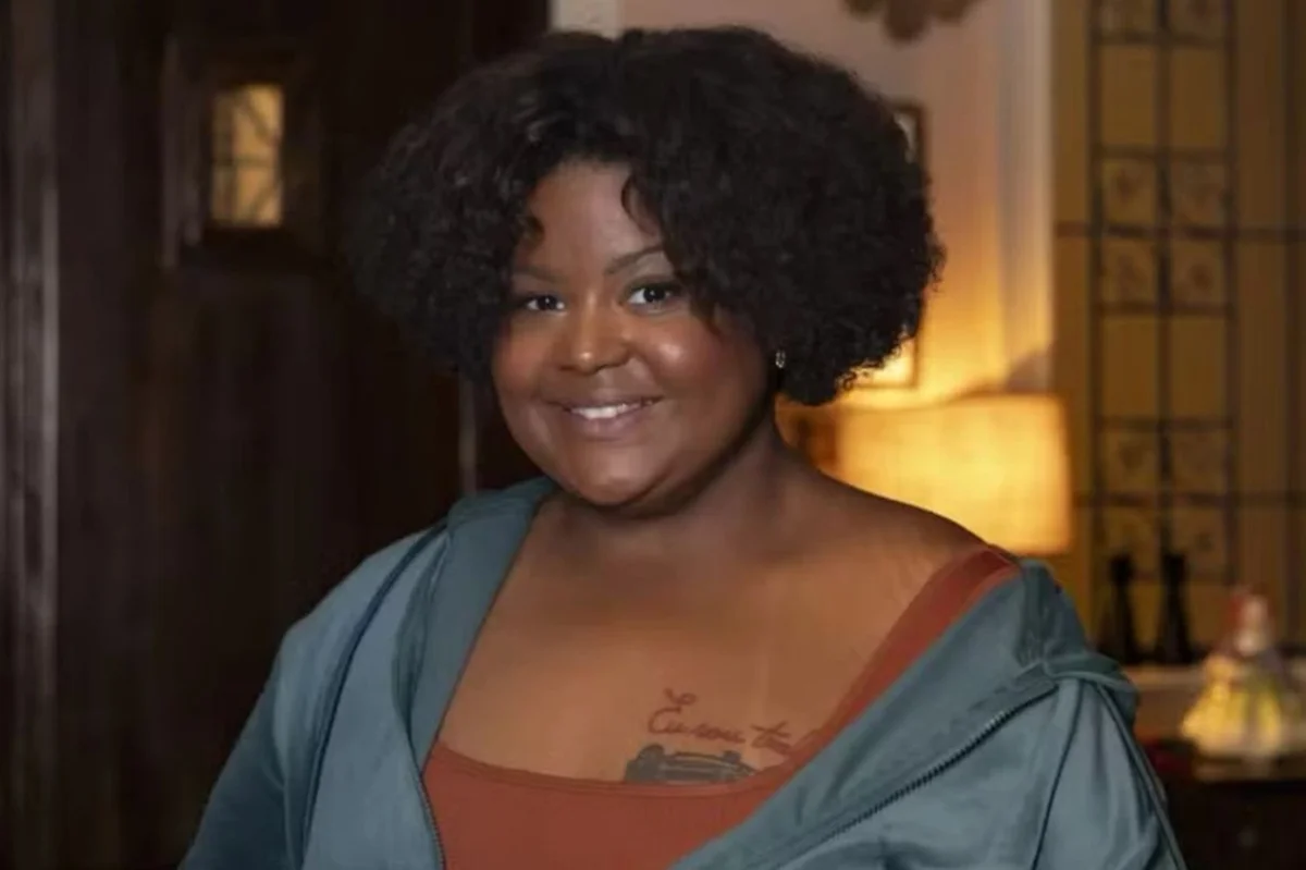 MC Carol de Niterói estreia em “Quem Ama Cuida”: Saiba quem é Mirtes