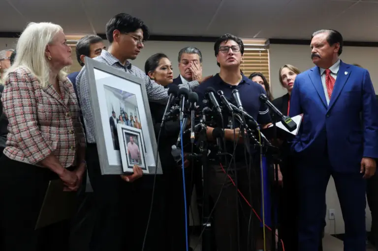 México vai acionar Justiça dos EUA sobre mortes de mexicanos pelo ICE
