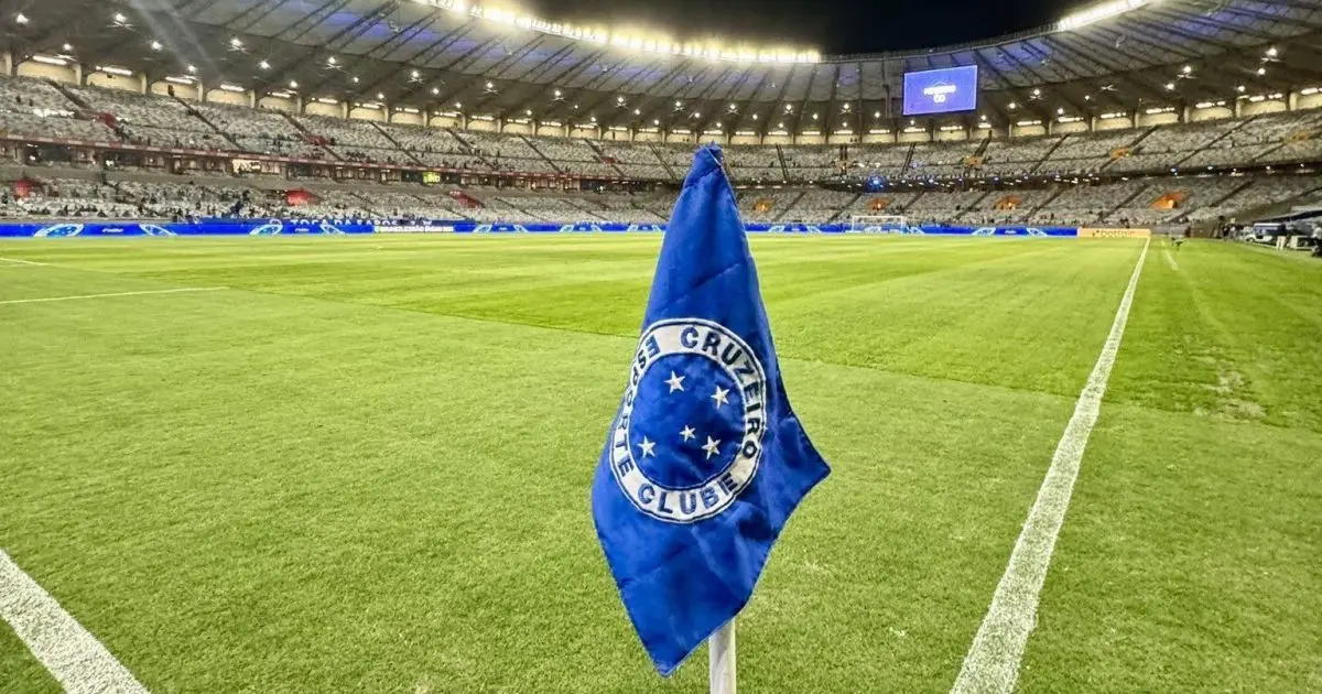 Desfalcado, Cruzeiro recebe Botafogo em tarde de Brasileirão