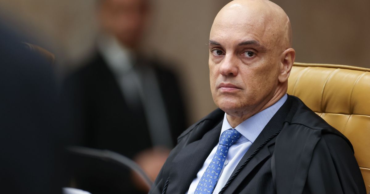 Moraes manda tribunais explicarem descumprimento ao teto de penduricalhos Moraes manda tribunais explicarem descumprimento ao teto de penduricalhos