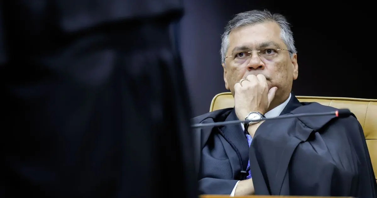 Dino suspende sucessão automática na presidência da Assembleia do Amazonas