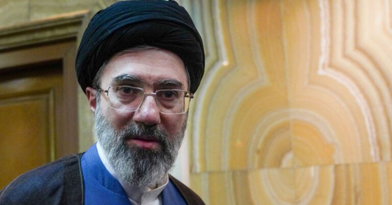 Paradeiro do novo líder supremo do Irã, Mojtaba Khamenei, segue um mistério