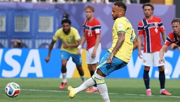 Web reage à provocação de Neymar a goleiro da Noruega na Copa: “Papelão” Web reage à provocação de Neymar a goleiro da Noruega na Copa: “Papelão”