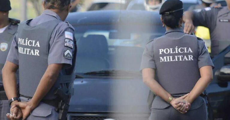 PM encontra metralhadora escondida em TV e prende homem por tráfico no ES