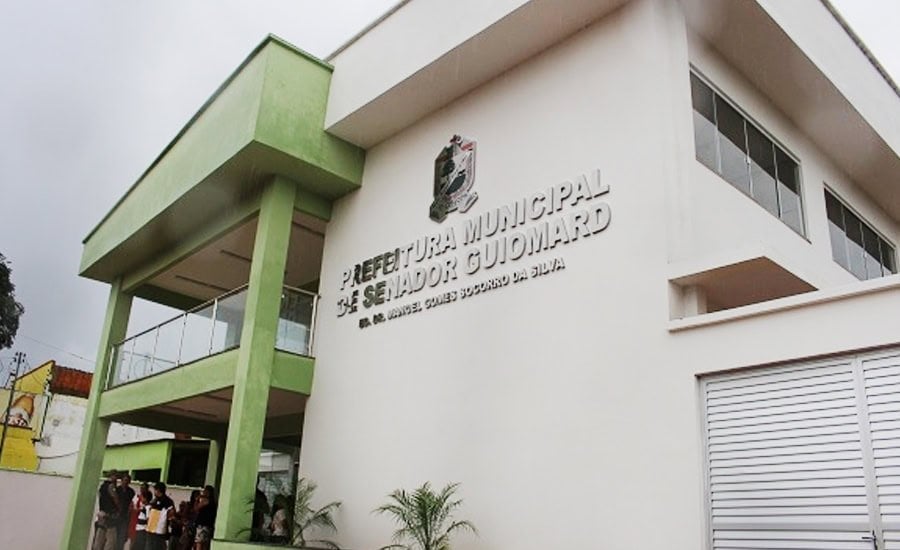 Prefeitura prepara leilão de veículos e bens públicos sem uso em Senador Guiomard Prefeitura prepara leilão de veículos e bens públicos sem uso em Senador Guiomard