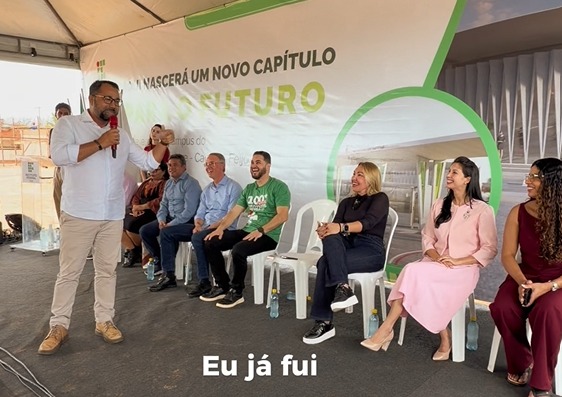“Sou apaixonado por você”, diz prefeito de Feijó ao reconhecer trabalho de Sula