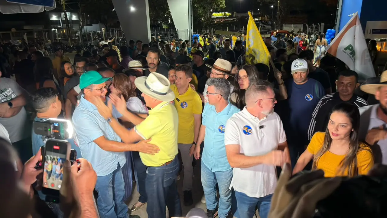 O ambiente festivo mostrou a energia da militância | Foto: Thauã Conde