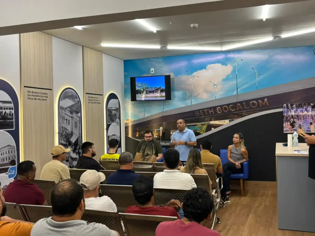RBTrans quer vans nas ruas de Rio Branco até quarta para conter crise