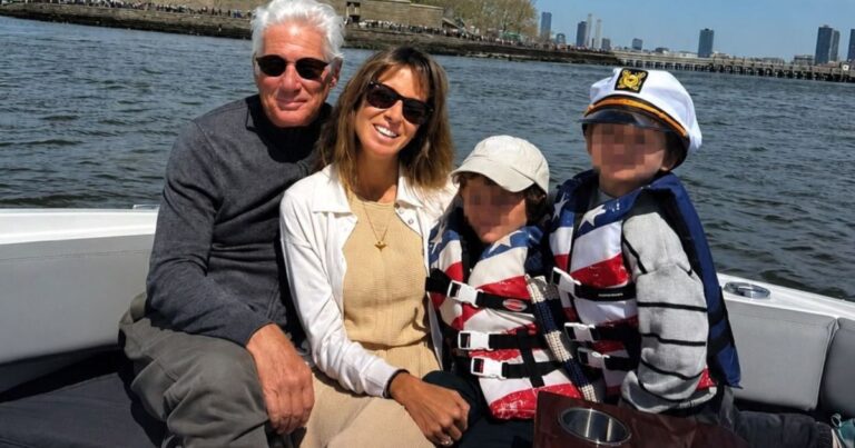 Galã de Hollywood, Richard Gere faz raro post com esposa e filhos