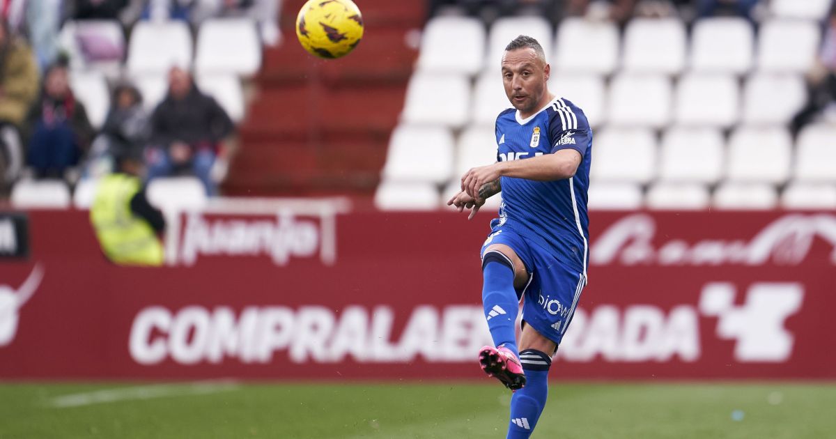 Espanhol Santi Cazorla anuncia aposentadoria aos 41 anos Espanhol Santi Cazorla anuncia aposentadoria aos 41 anos