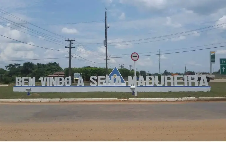 Sena Madureira é um município do interior do Acre