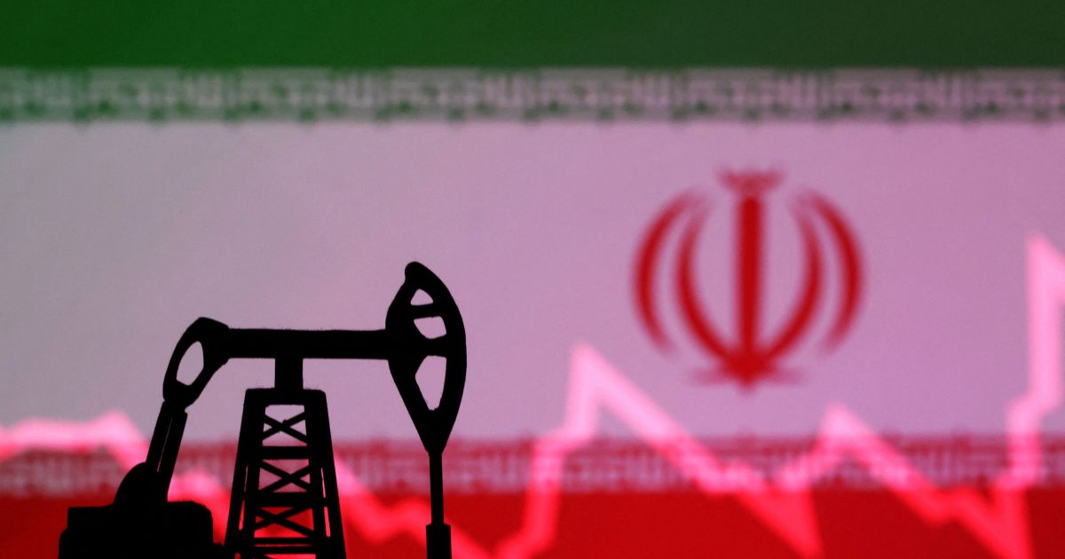 Estados Unidos revoga licença de venda de petróleo do Irã, diz autoridade Estados Unidos revoga licença de venda de petróleo do Irã, diz autoridade
