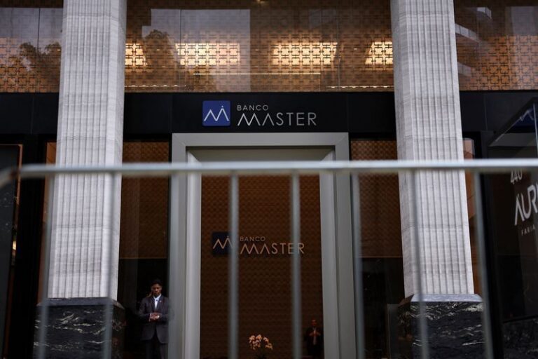 Caso Master: PF listou 40 perfis que atacaram Banco Central
