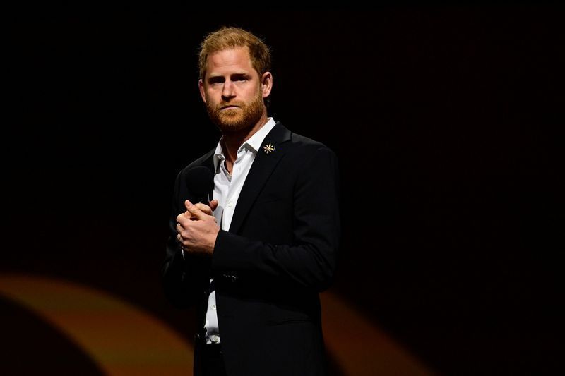 Príncipe Harry perde ação sobre violação de privacidade contra Daily Mail Príncipe Harry perde ação sobre violação de privacidade contra Daily Mail