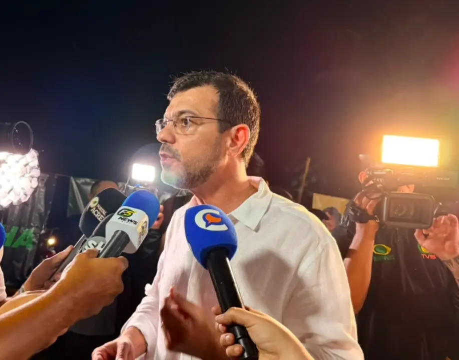 Thor defende verdadeira mudança e apresenta Socorro Rodrigues como vice