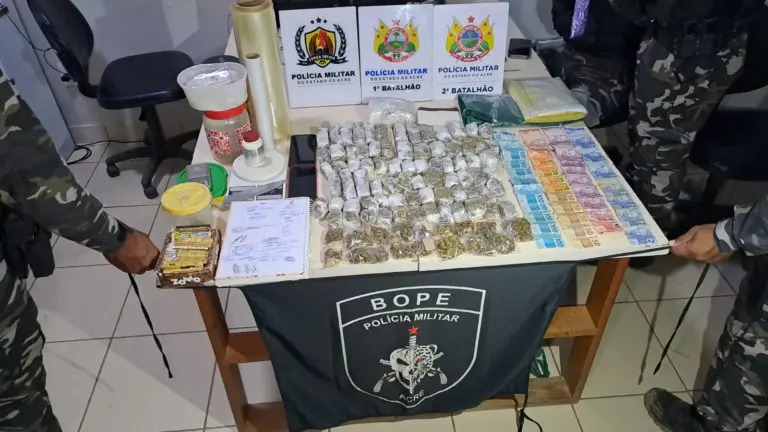 Casal é preso com grande quantidade de skank e mais de R$ 1,3 mil em Rio Branco