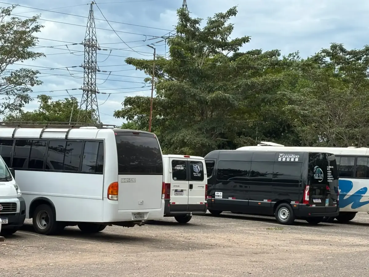 RBTrans quer vans nas ruas de Rio Branco até quarta para conter crise | Foto: ContilNet