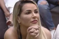 Família de Deolane explica ausência em ato por soltura: “Infiltrados”