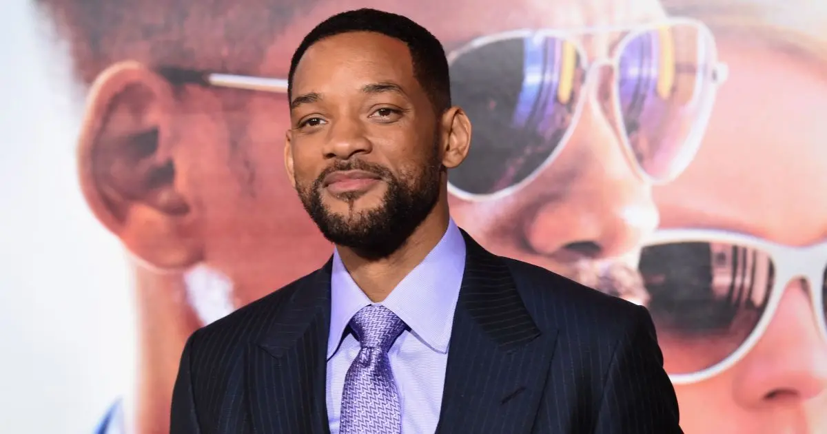 Will Smith surge careca e revela motivo da mudança de visual