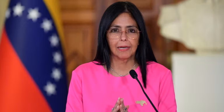 Presidente da Venezuela confirma acordo petrolífero com Estados Unidos