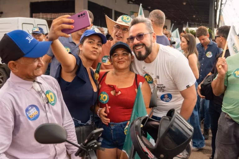 Durante a agenda, o candidato reafirmou que sua campanha continuará sendo feita nas ruas,