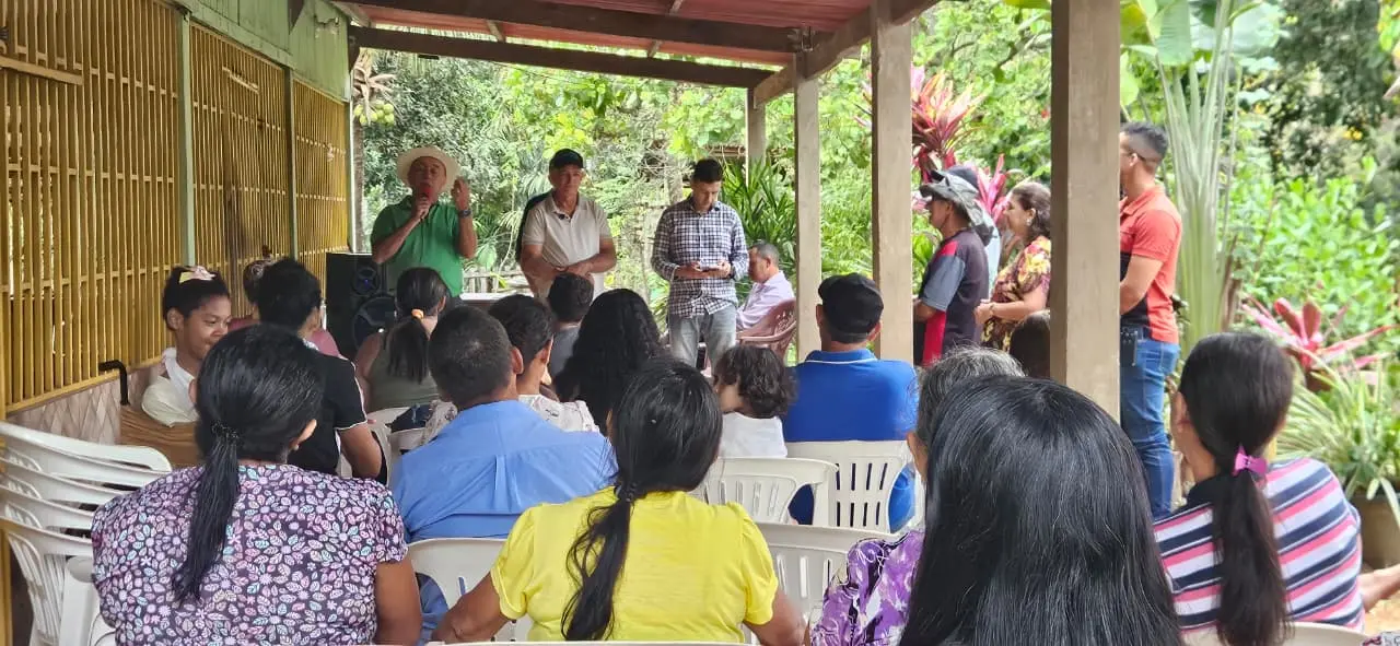 Bocalom promete fortalecer produção rural durante visita a comunidades