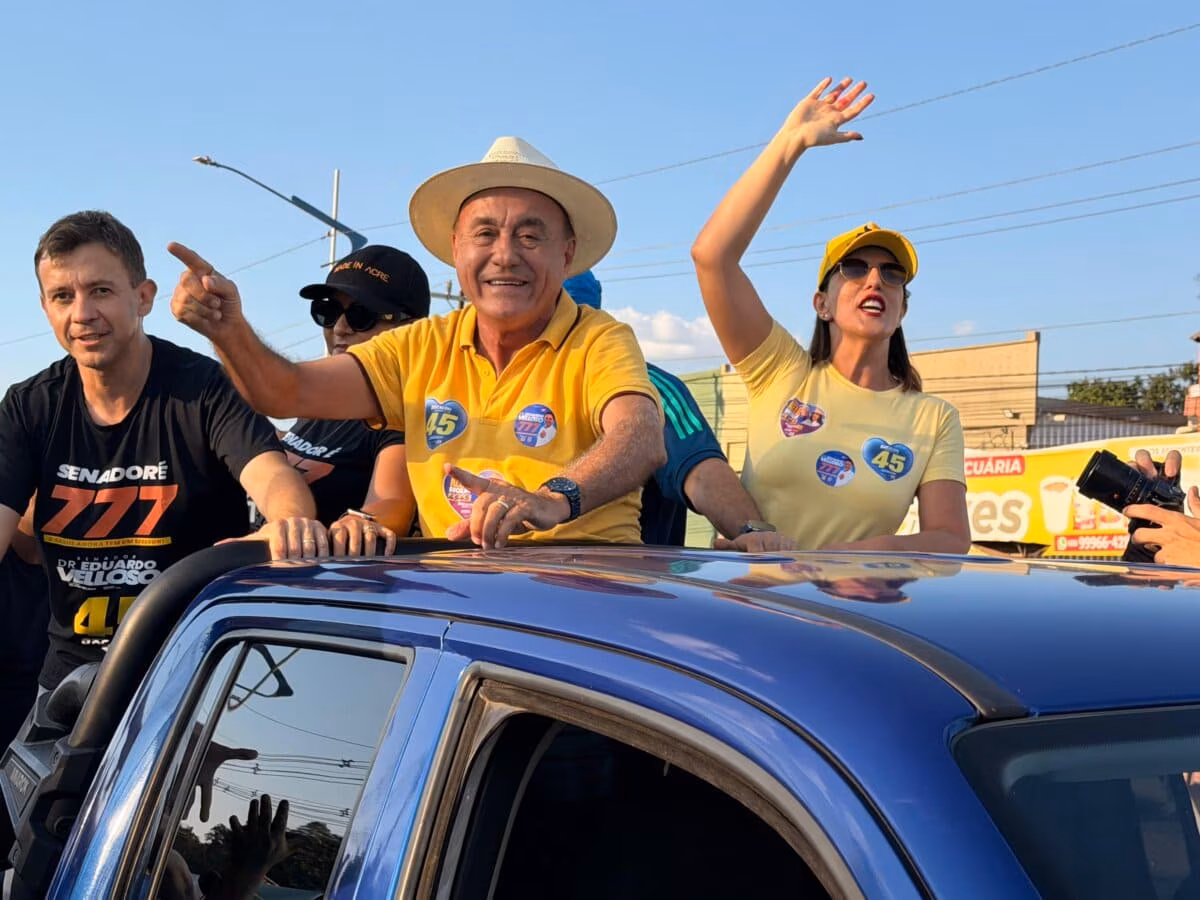 Tião Bocalom realiza terceira carreata de campanha pelas ruas de Rio Branco