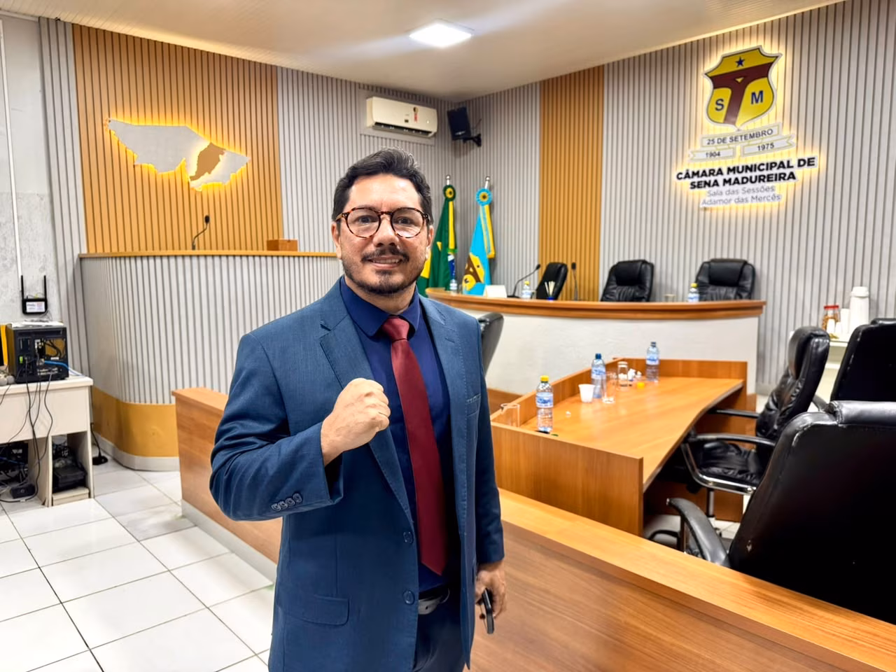 Justiça autoriza vereador no Acre a acumular mandato e cargo de policial penal