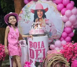 Fã acreana de 8 anos sonha em conhecer Ana Castela em show na Expoacre