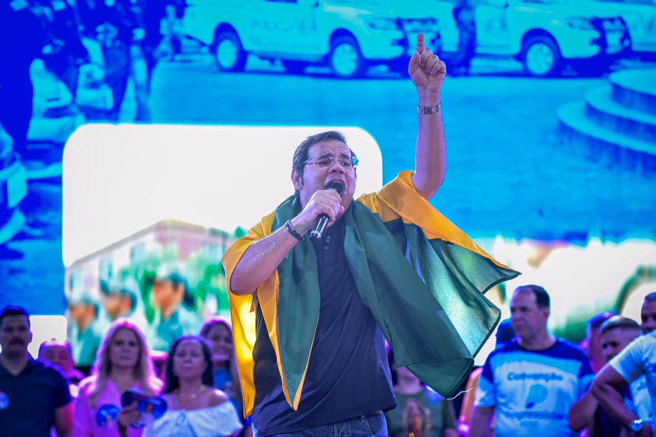 Fábio Rueda realiza caminhada na regional da Sobral nesta sexta-feira