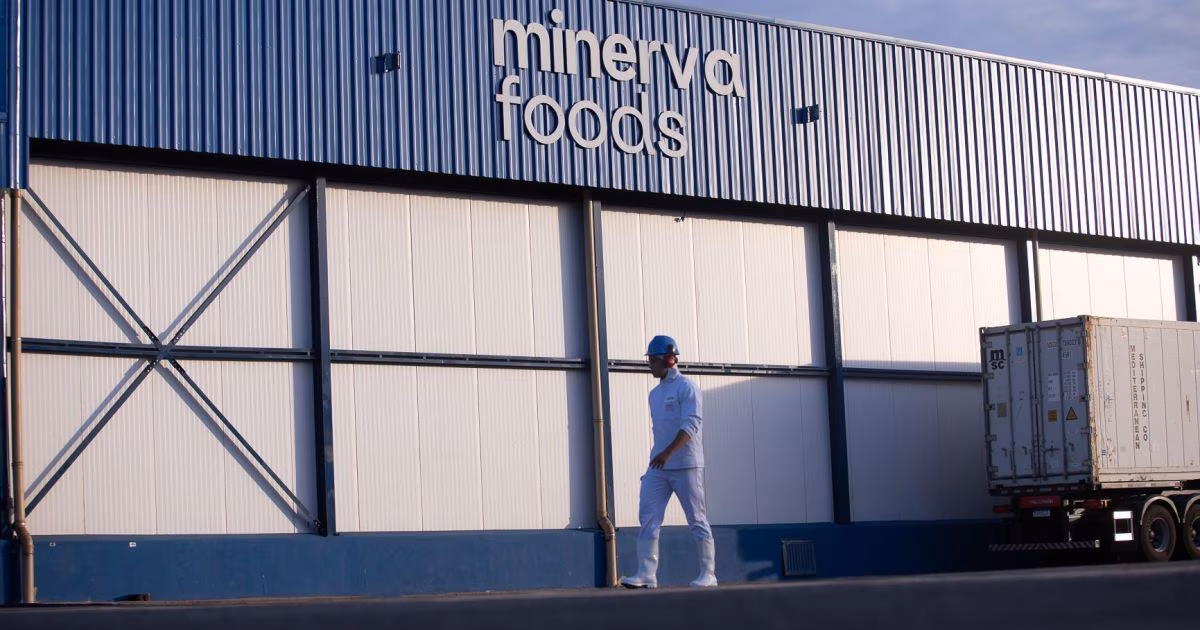 Minerva prioriza redução da dívida e limita dividendos a 25% do lucro