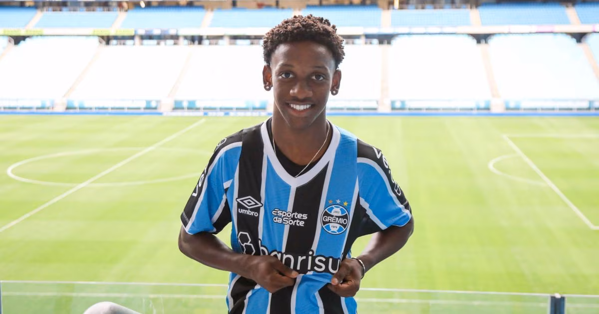 Grêmio aceita proposta e Gabriel Mec deve se transferir para o Porto
