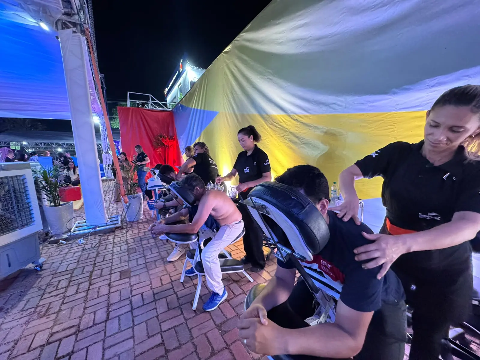 Espaço do Senac oferece massagens e serviços gratuitos durante a Expoacre