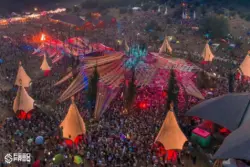 Festival encerra programação musical após mortes de dois frequentadores