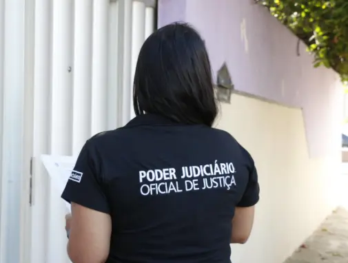 Governo sanciona lei que altera plano de carreira e benefícios de oficiais do TJ