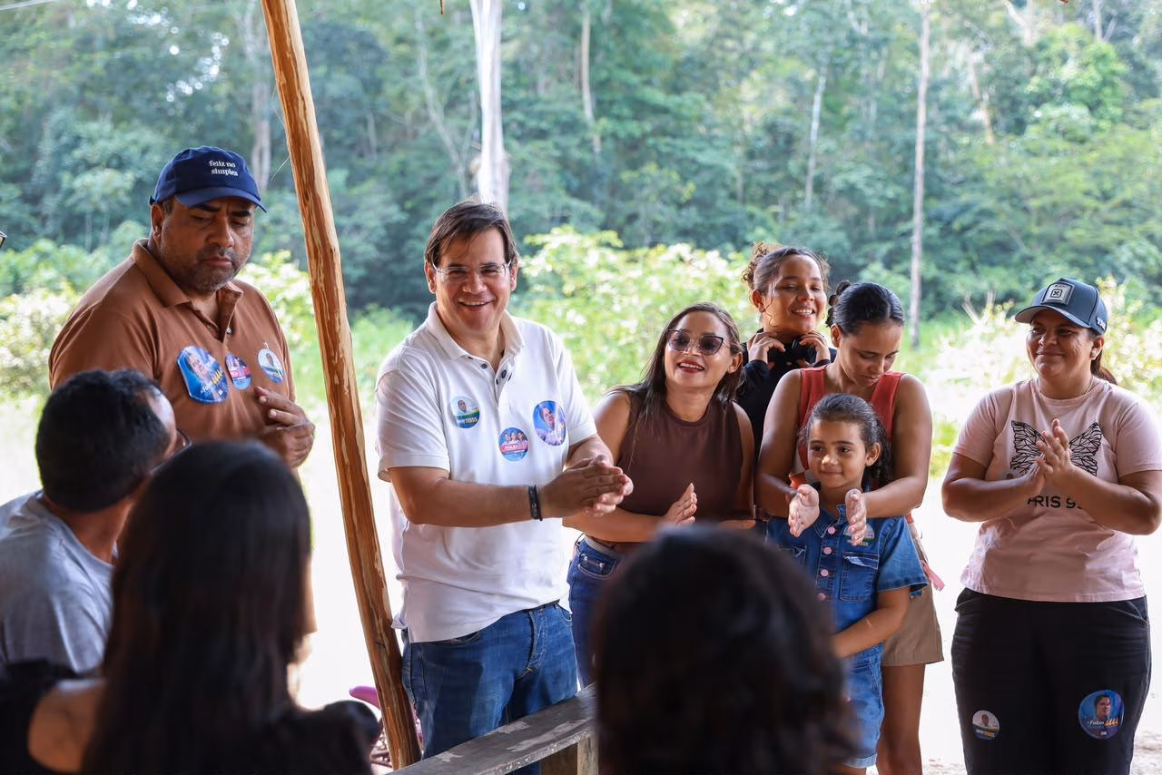 Durante as visitas, o candidato ouviu as principais demandas apresentadas pela população