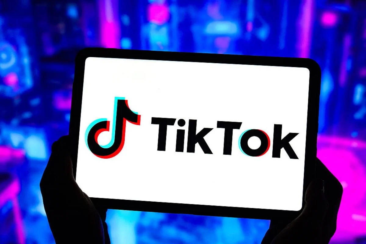 TikTok é multado em R$ 153 milhões e terá de impor regras rígidas para menores