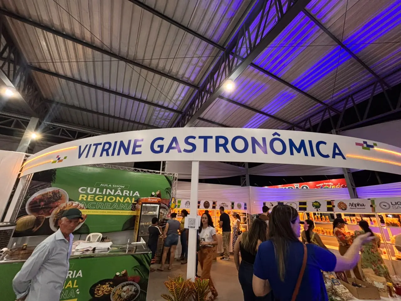 Estreando na feira, Gastronomia do Sebrae faz sucesso na Expoacre