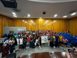 Movimento junino reúne jovens em ação de prevenção às ISTs no Acre