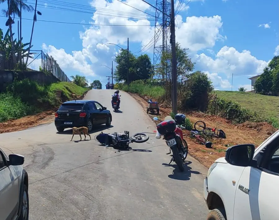 Acidente entre motocicleta e bicicleta elétrica é registrado em cidade do Acre