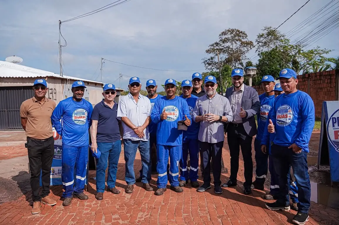Prefeito Alysson acompanha ações do programa Prefeitura nas Ruas