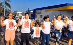 Motoboys fazem ato em Rio Branco após morte de entregador