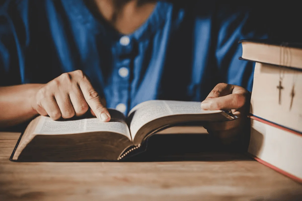 Justiça do Trabalho nega vínculo de emprego entre esposa de pastor e igreja