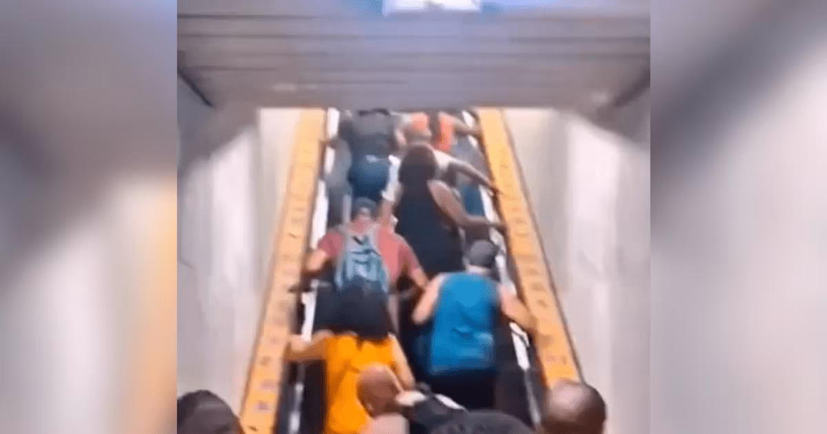 Escada rolante muda de direção e confunde passageiros no metrô do RJ