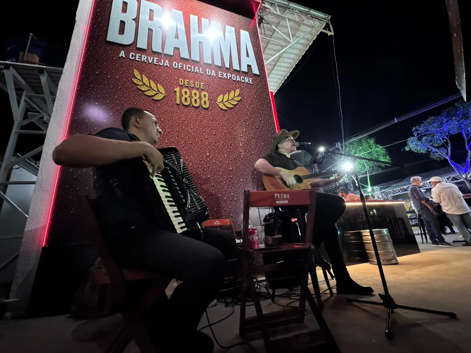 Quiosque Brahma reúne público para o esquenta dos shows na ExpoAcre