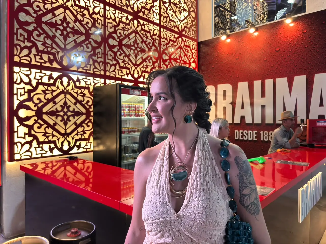 Brahma traz chopp gelado, caldinho de feijão e espaço instagramável na Expoacre