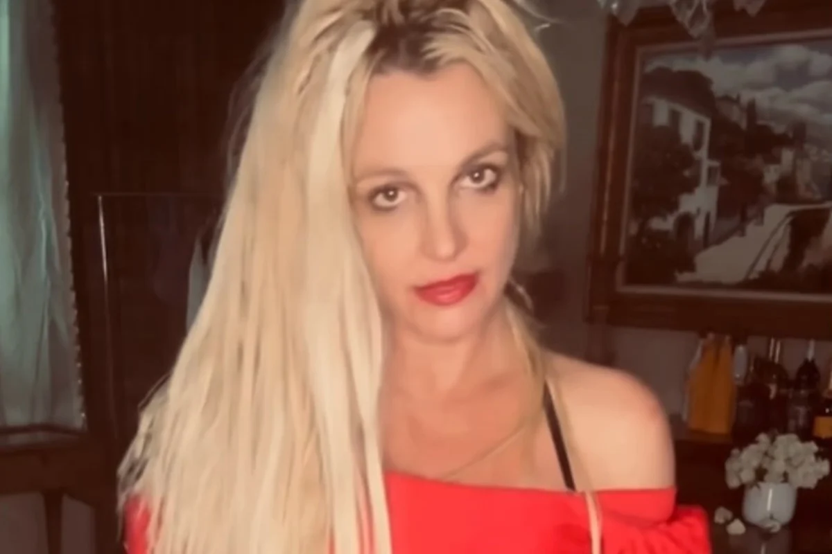 Britney Spears acusa faxineiro de vazar sua rotina a paparazzi